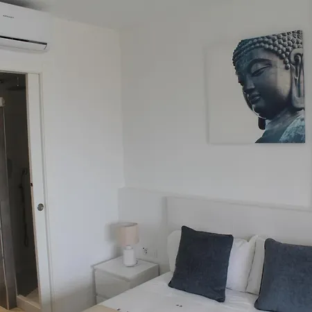 Ensueno 1a Linea Playa Poniente 6 Pax Parking Wifi Y Ac Lägenhet Benidorm