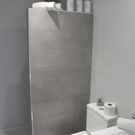 Lägenhet Ensueno 1a Linea Playa Poniente 6 Pax Parking Wifi Y Ac Benidorm