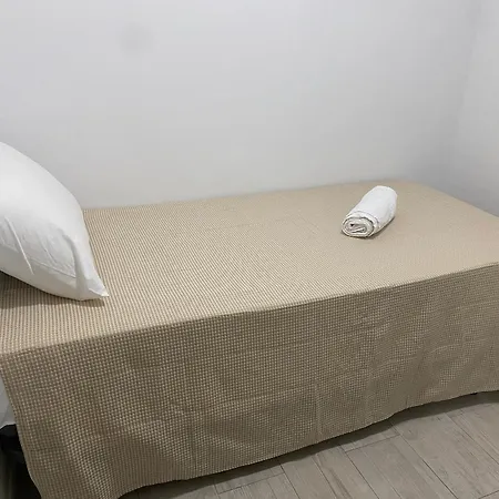 Ensueno 1a Linea Playa Poniente 6 Pax Parking Wifi Y Ac Lägenhet *